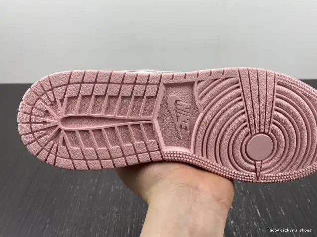 Washed Pink (Women's) FD2596-600 Retro 1 OG High Air Jordan 0418